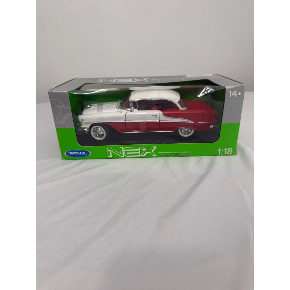 Welly NEX 1:18 1955 Oldsmobile Super 88 Diecast Model Car Red White 19869W Read